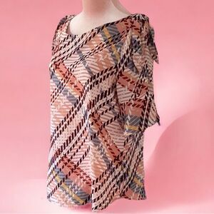 7TH AVENUE NEW YORK AND COMPANY SMALL TOP BLOUSE FLUTTER SLEEVES